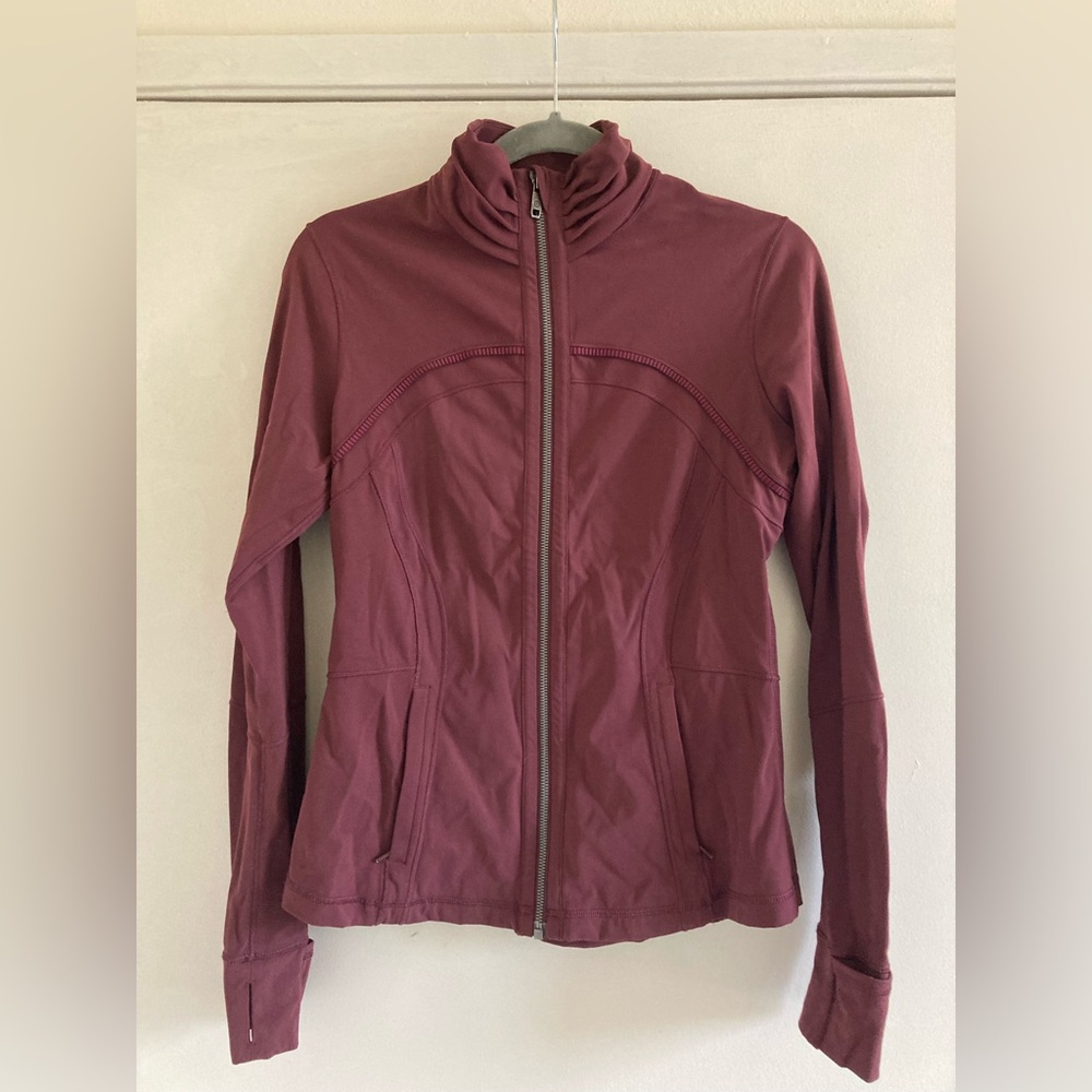 Women's Burgundy Lululemon Jacket